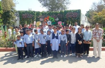 Divyang Children’s Visit to Amrit Udyan (9)