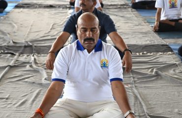 On the occasion of International Yoga Day, Hon’ble Union Minister Dr. Virendra Kumar is seen meditating at the Yoga programme held at Kanha Shanti Vanam in Ranga Reddy district.