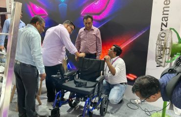 This picture is from the International Purple Fest 2025 being held in Goa. In the image, Secretary of the Department of Empowerment of Persons with Disabilities, Mr. Rajesh Aggarwal, is visiting the stall of the department’s PSU, ALIMCO. He is inspecting the assistive devices manufactured by ALIMCO.