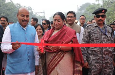 Ribbon cut, possibilities opened. Divya Kala Mela begins its journey of empowerment. Divya Kala Mela Inaugurated by Smt. Rekha Gupta, Hon’ble Chief Minister of Delhi, in the gracious presence of Dr. Virendra Kumar Honble Union Minister of Social Justice & Empowerment, and other distinguished dignitaries, on 13th December,2025 at Kartvya Path New Delhi