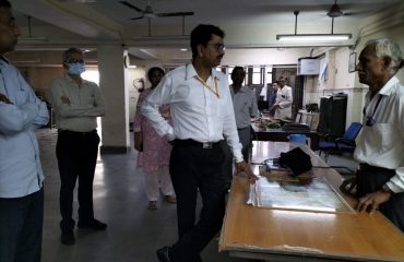 मीडिया टीम के भ्रमण के दौरान निरीक्षण