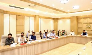Hon’ble Chief Minister Shri Devendra Fadnavis Reviews MSRDC Land Acquisition