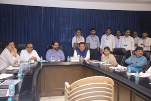Hon. PWD Minister Reviews Progress of Road Projects in Chhatrapati Sambhajinagar