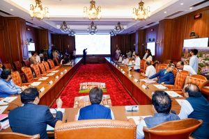 Hon’ble Chief Minister Reviews Renovation of Vidhan Bhavan Nagpur