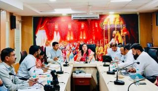 मा. श्रीम. मनीषा पाटणकर-म्हैसकर यांनी श्रीक्षेत्र तुळजाभवानी मंदिर विकास आराखड्याच्या कामाचा आढावा घेतला