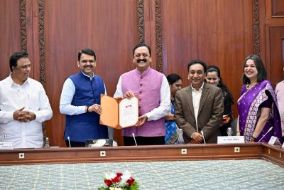 Public Works Department honoured by the Chief Minister for outstanding work in the 150-day e-Governance initiative