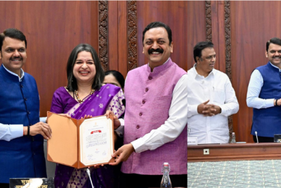 Public Works Department honoured by the Chief Minister for outstanding work in the 150-day e-Governance initiative