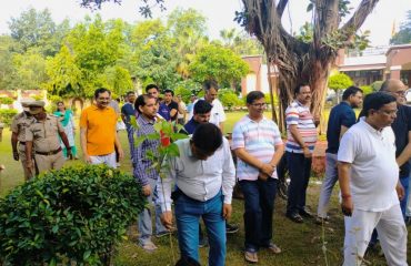 वृक्षारोपण कार्यक्रम माननीय जनपद न्यायाधीश आवास दिनांक 20.07.2023