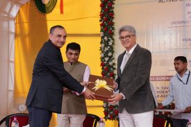 Honouring the Hon'ble Mr. Justice A. J. Desai, Acting Chief Justice by Mr. P. G. Gokani, PDJ - Gir Somnath