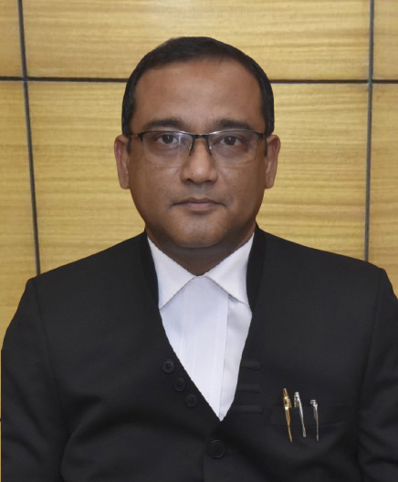 Hon'ble Mr. Justice Rajesh Mazumdar