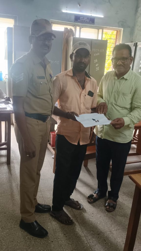 Pda Devappa PR No 72/2022 MO.No 9 is returned to PW4 Dyamanna S/o Devappa R/o ...
