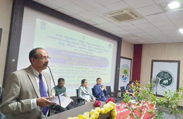 Addressing the gathering by Hon’ble Judge Shri. K M Rajashekhar, Prl District & Sessions Judge, Vijayanagara