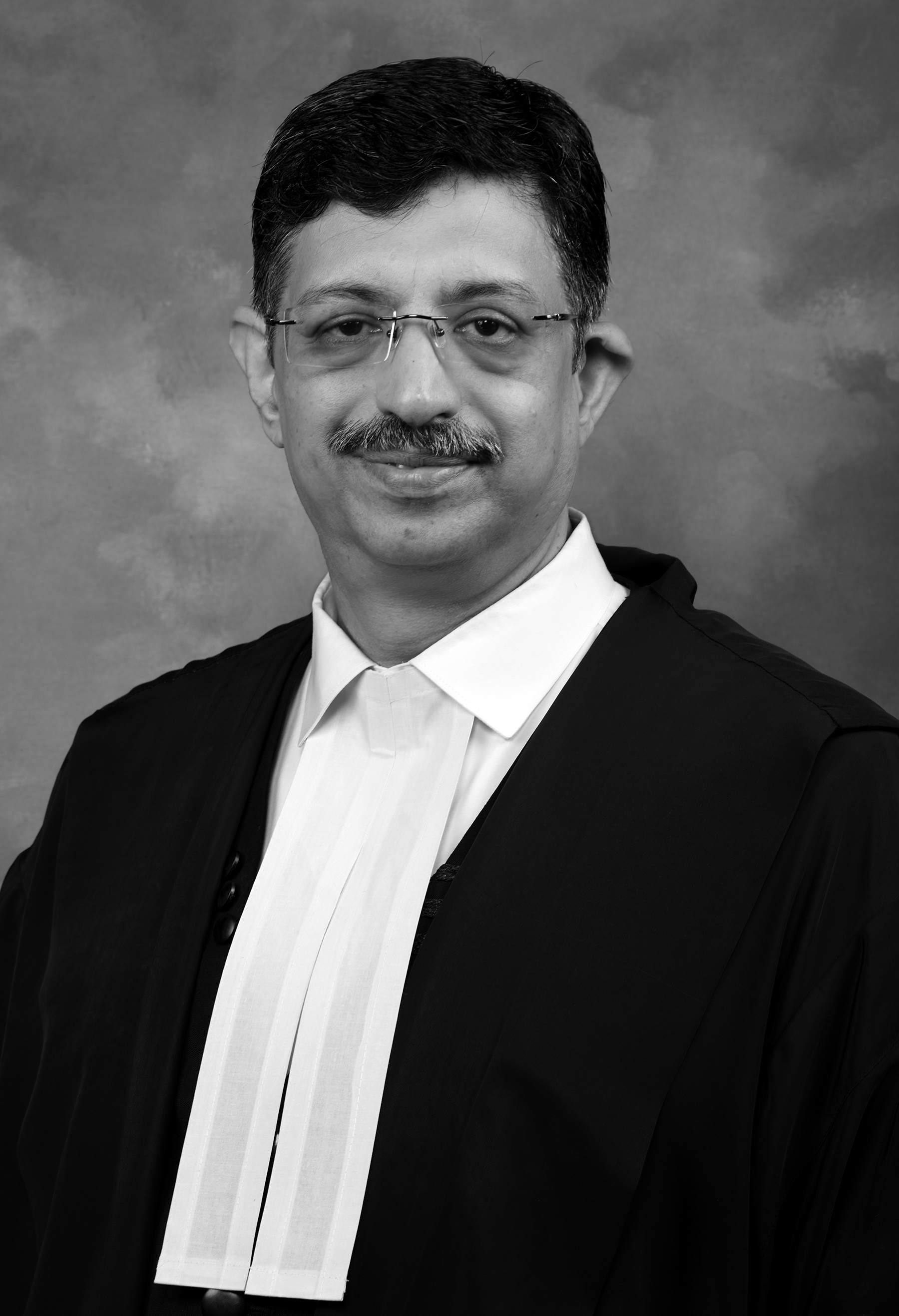 Justice Karnik