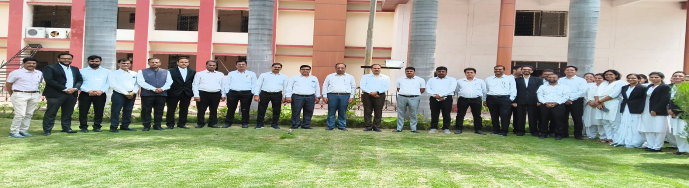 Judicial_Officers
