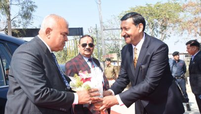 Welcome of Honble Judges by Bouqet Presentation by Mr Keshav Kaushik District and Sessions Judge Bharatpur at Court Campus Kumher