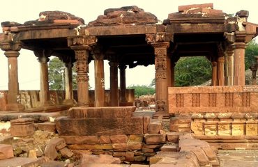 काकुनी मंदिर परिसर