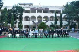 माननीय मुख्य न्यायाधीश तरलोक सिंह चौहान और माननीय न्यायमूर्ति आनंद सेन का रामगढ़ व्यवहार न्यायालय दौरा