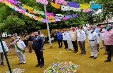 Flag Hoisting by Sri C.Hari Babu, Junior Civil Judge at Kamalapuram on 26.1.2021