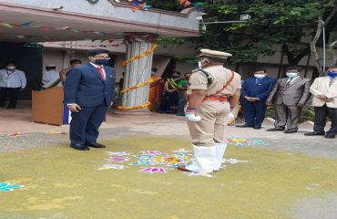 Flag Hoisting by Sri C.Purushottam Kumar, Prl. District Judge at Kadapa on 26.1.2021