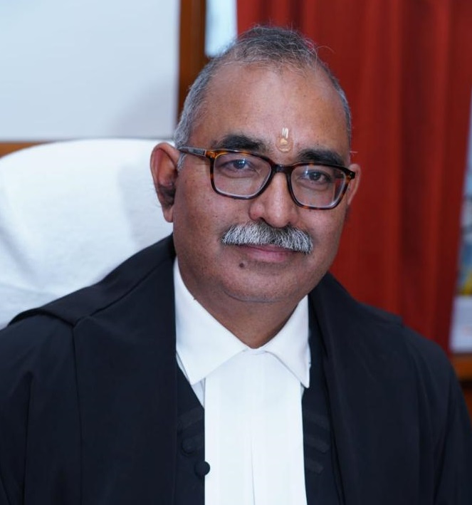 Hon’ble Shri. Justice Pankaj Purohit