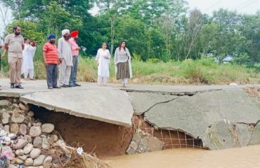 Assessment of flood effected areas by the CJM-cum-Secretary, DLSA, Hsp in Village Goggran, Dasuya, Hsp.