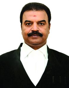 நிர்வாக நீதிபதி ஆர்.மகாதேவன் புகைப்படம்