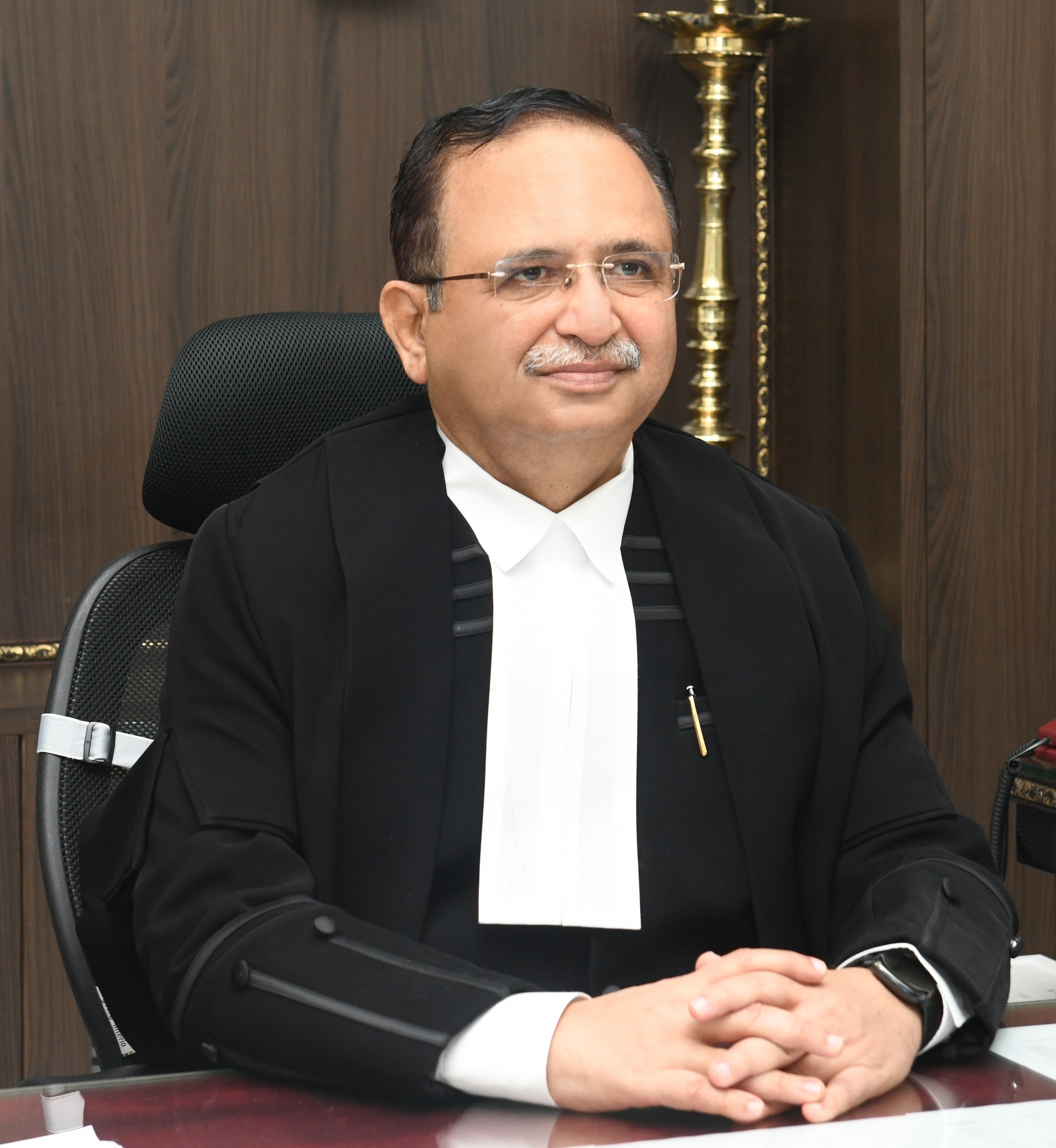 Justice Sri Alok Aradhe