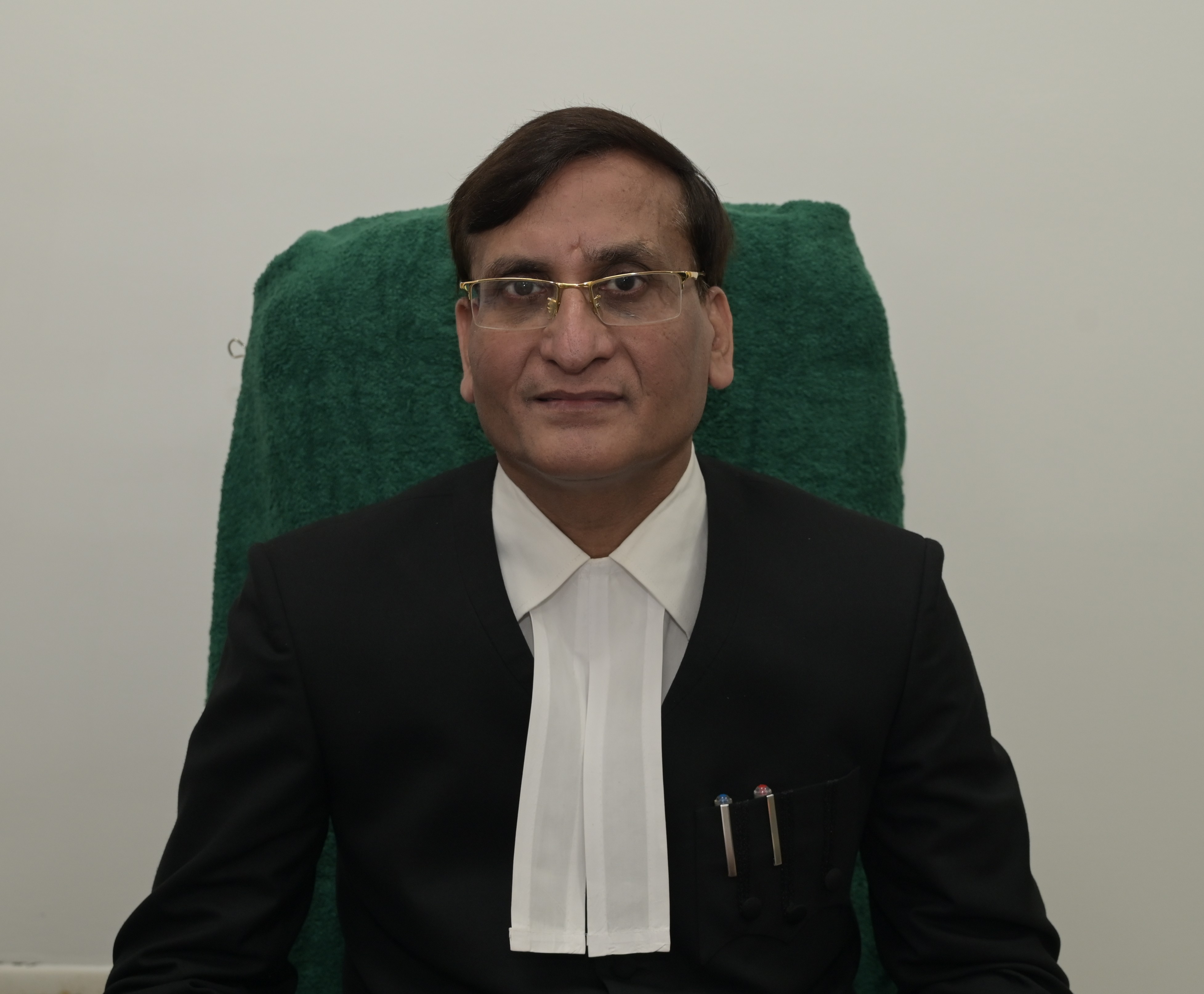 Hon'ble Mr. Justice Subhash Chand