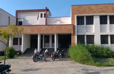 lalganj Building