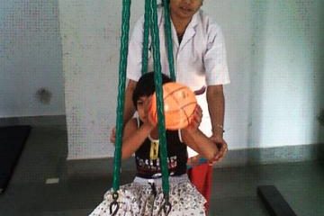 Sensory-Integration-Therapy-with-graded-challenge-and-to-improve-coordination,-language-and-body-awareness_0