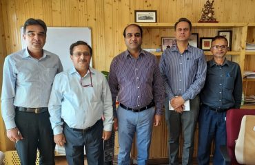 Shri A.N. Mishra, DDG NIC, State Coordinator meets Dr. Abhishek Jain IAS, Secretary (IT) Himachal Pradesh during his visit to Shimla from 7th to 9th June 2023