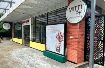 20. MITTI CAFÉ Inauguration- exterior
