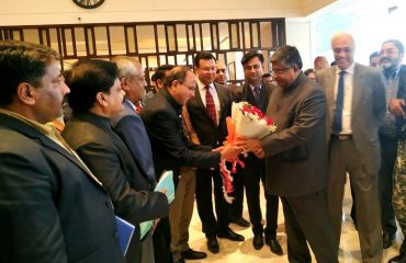 SIO, NIC-Uttarakhand Presenting Bouquet to Hon'ble Union Minister at Dehradun