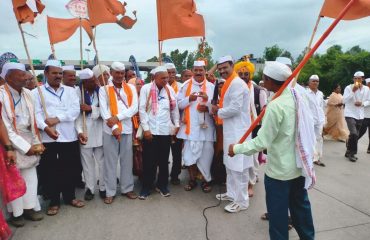 Arogya chi Wari Pandhari chya Dari