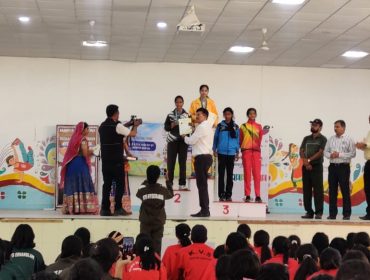 अक्षया ने राष्ट्रीय स्तर पर टेकवांडो में रजत पदक जीता