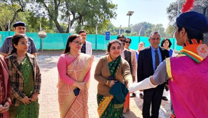 स्काउट एवं गाइड