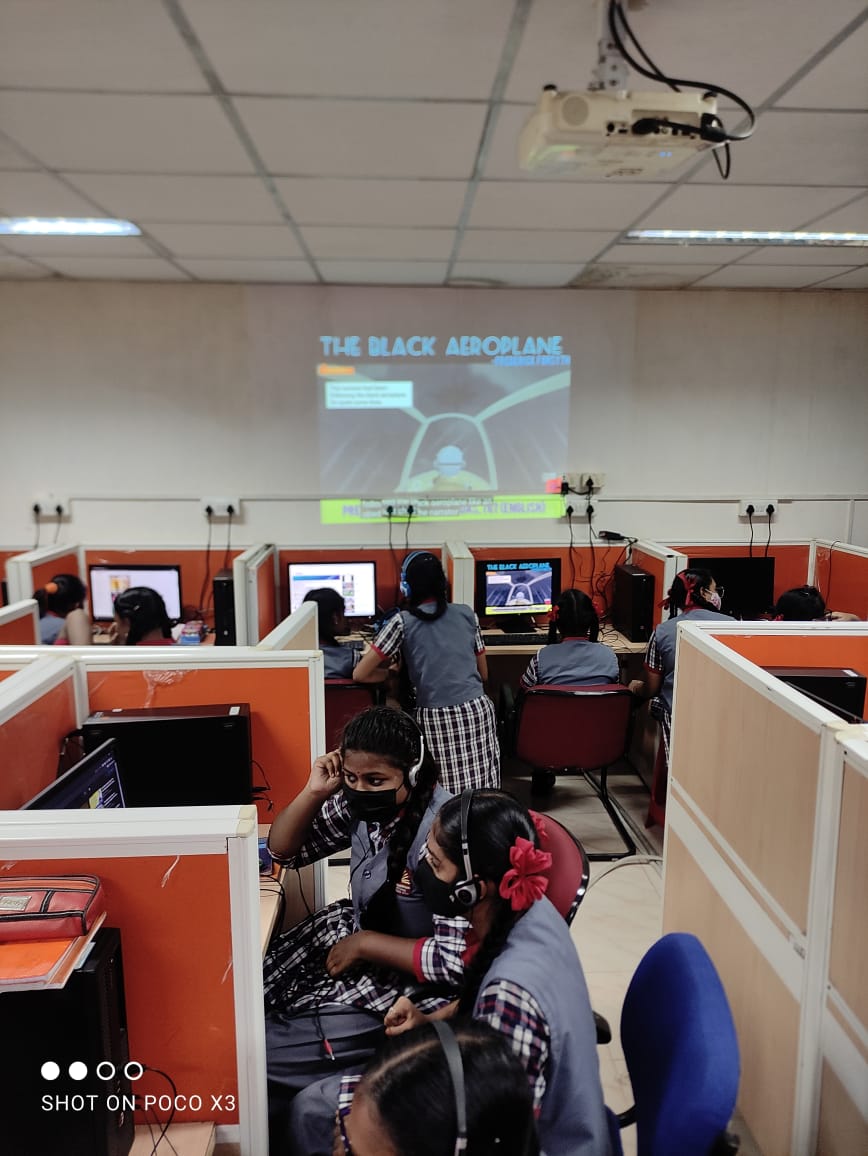 ENGLISH LANGUAGE LAB