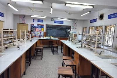 रसायन विज्ञान प्रयोगशाला