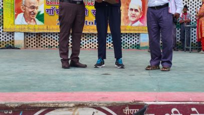मास्टर सत्यम यादव ने LPU जालंधर में जुलाई 2026 में आयोजित KVS नेशनल स्पोर्ट्स मीट में बैडमिंटन के डबल्स में सिल्वर मेडल और सिंगल्स में गोल्ड मेडल जीता। उन्हें 13,000 रुपये का नकद पुरस्कार मिला।