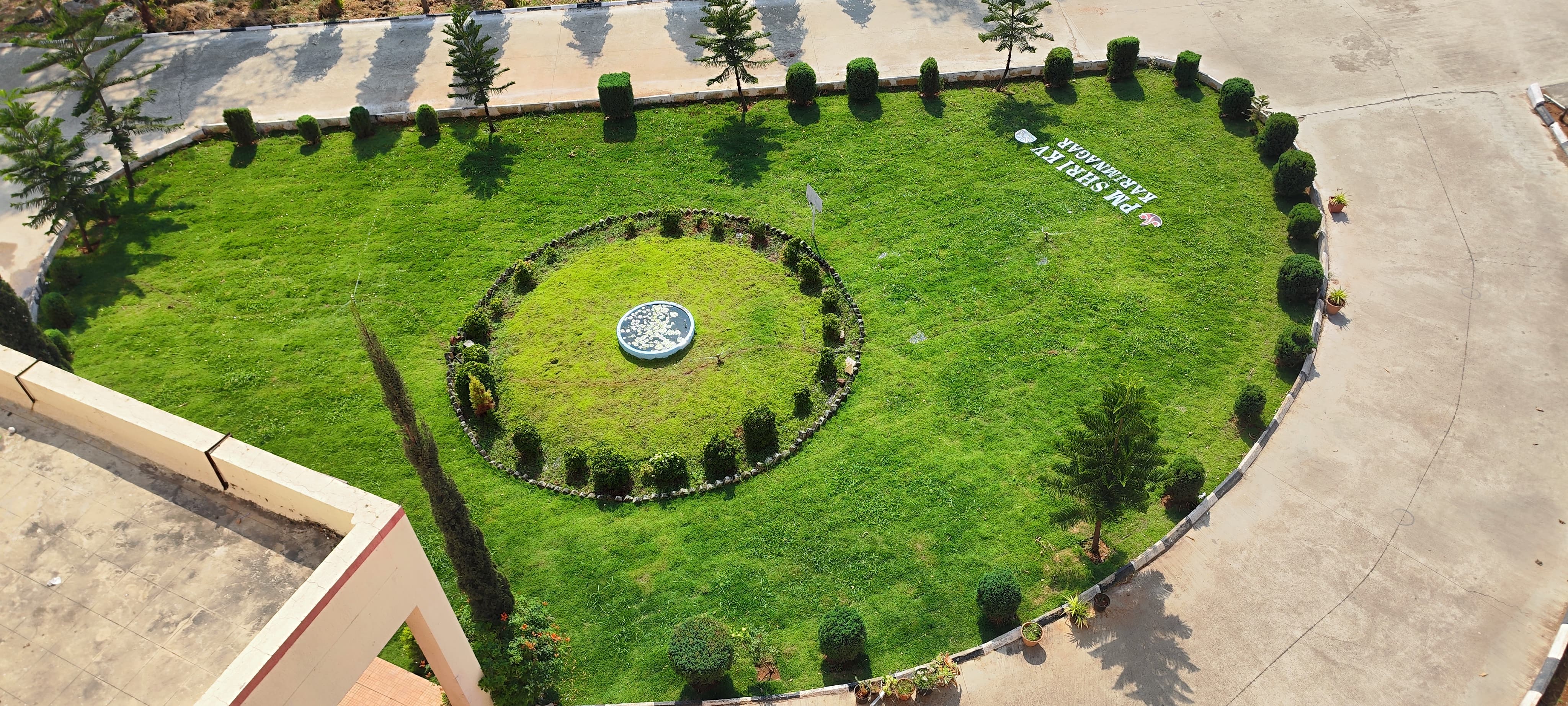 पीएम श्री केंद्रीय विद्यालय करीमनगर गार्डन