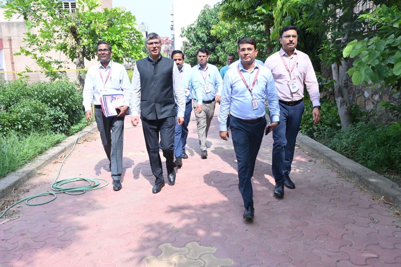 Visit of Honourable Commissioner Shri Vikas Gupta