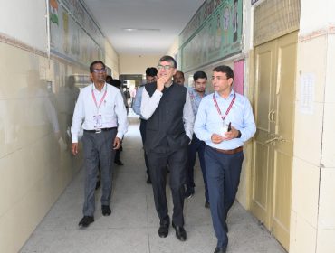 Visit of Honourable Commissioner Shri Vikas Gupta
