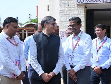 Visit of Honourable Commissioner Shri Vikas Gupta
