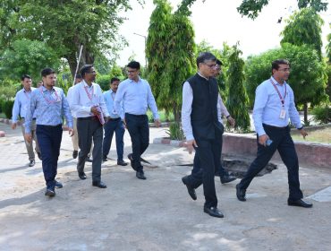 Visit of Honourable Commissioner Shri Vikas Gupta