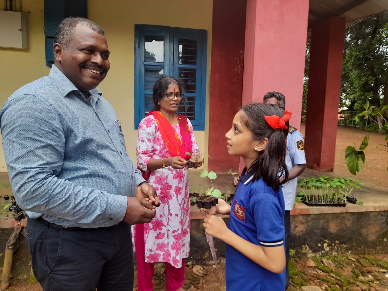 world environment day saplings distribution