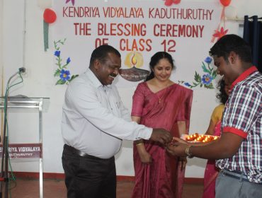 Kendriya Vidyalaya Kaduthuruthy 2025-26 Class XII - Jyoti Daan Ceremony