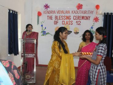 Kendriya Vidyalaya Kaduthuruthy 2025-26 Class XII - Jyoti Daan Ceremony