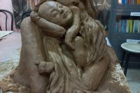 Sculpture of Mother and Child made during Kala Utsav