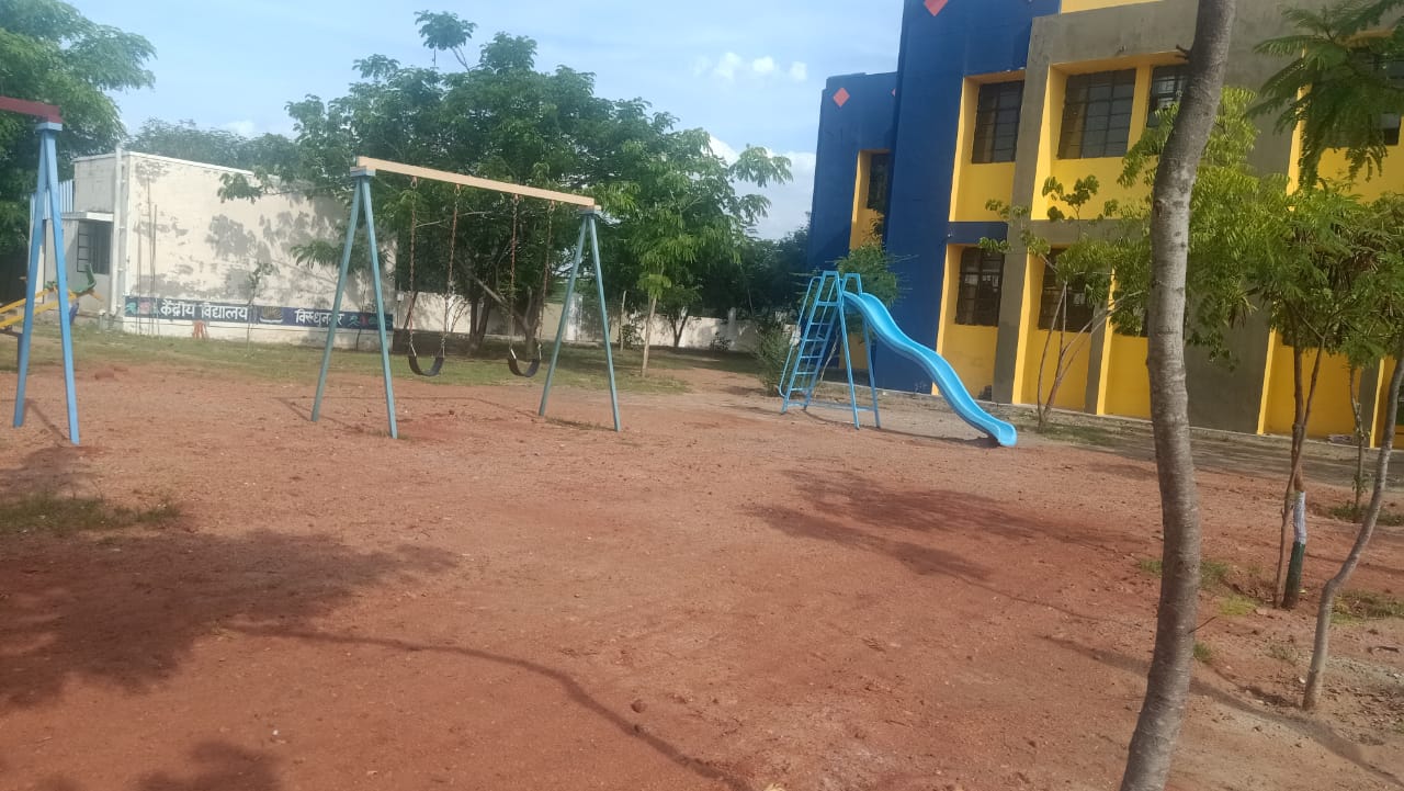 खेल का मैदान