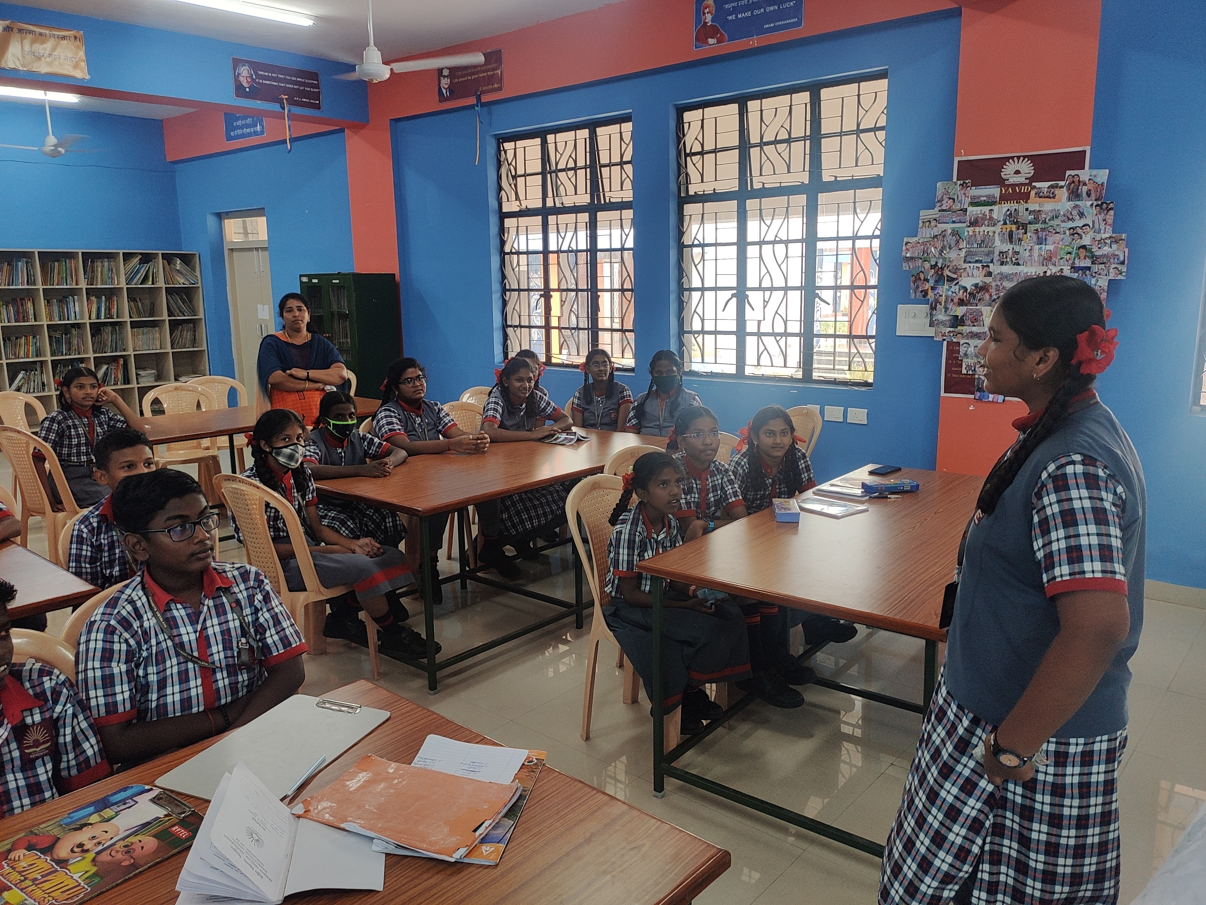 पुस्तकालय